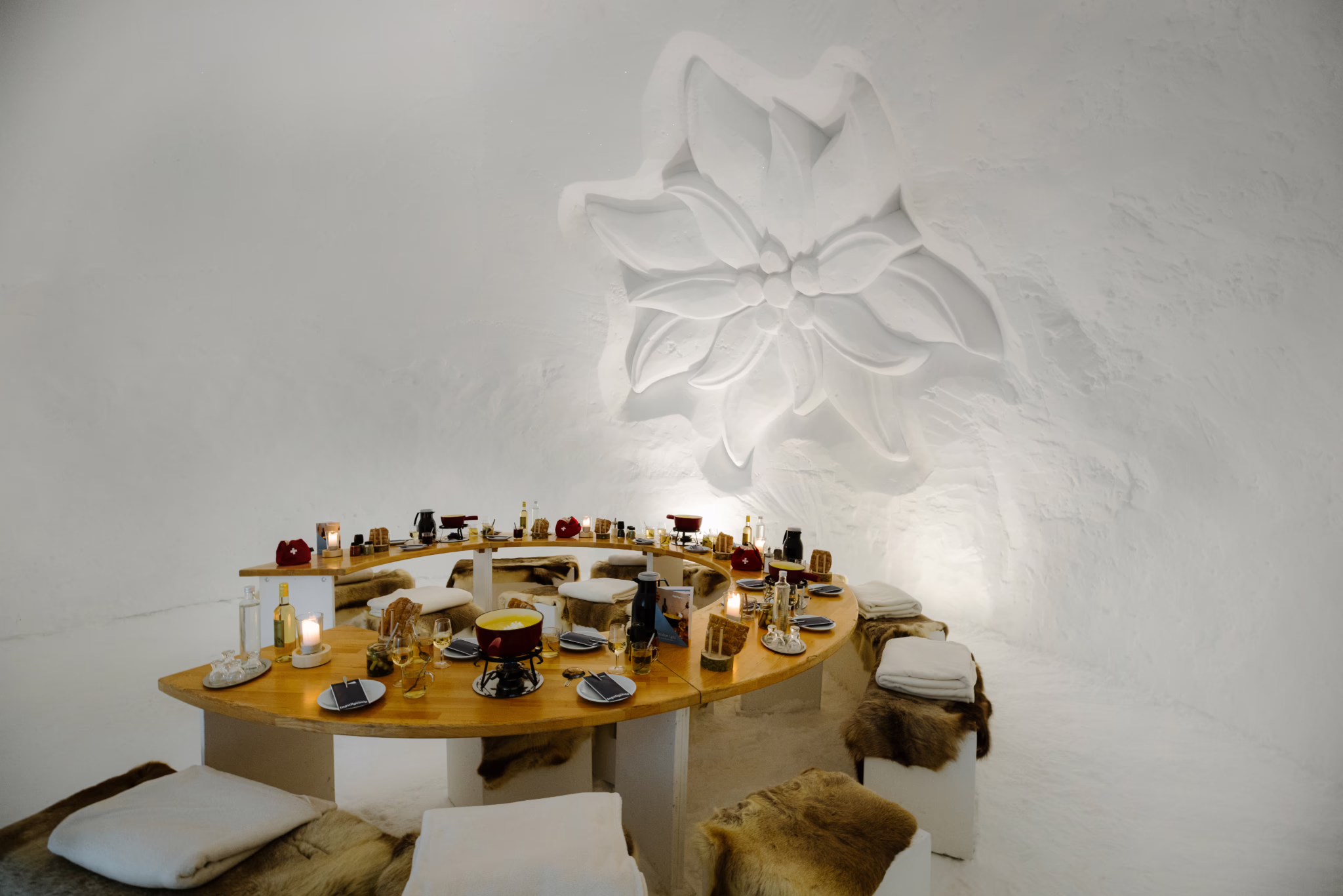 AZ 3092 engstligenalp fondue iglu 211222 scaled